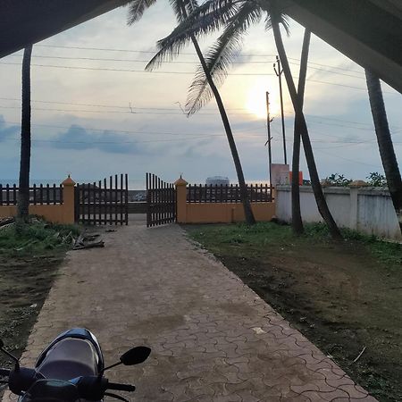 Hotel Seafront Murud  Exterior photo
